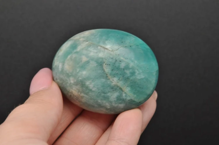 * AMAZONIT MADAGASKAR SZLIFOWANY ZACHWYCAJĄCY MINERAŁ DO MASAŻU NR APG08 *