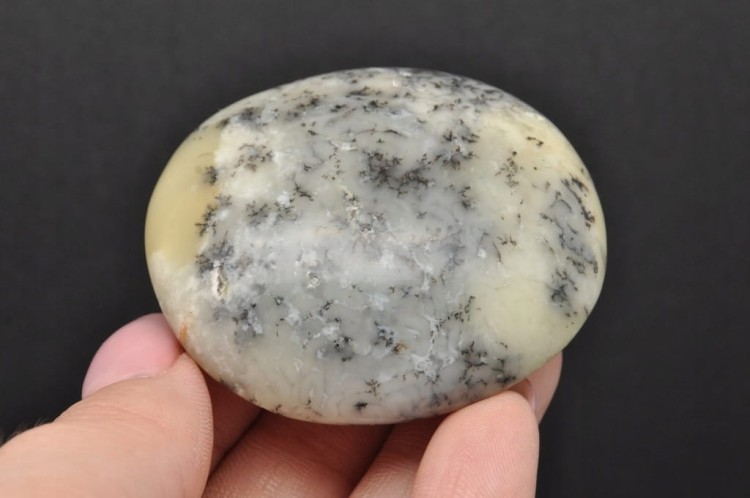 * OPAL DENDRYCZNY, DENDRYTOWY DOSKONAŁY KAMIEŃ DO KOLEKCJI NR GOD07 *
