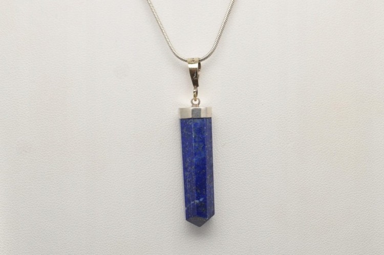 * LAPIS LAZULI ZAWIESZKA NIEBIESKI OKAZ Z BŁYSZCZĄCYMI DROBINAMI NR 10 *