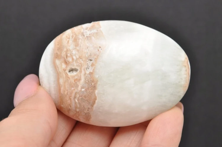 * KALCYT KARAIBSKI PAKISTAN NIESAMOWITY EFEKTOWNY MINERAŁ NATURALNY GKK01 *