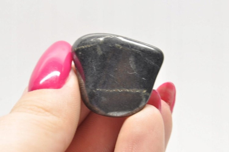 * SZUNGIT ROSJA URODZIWY MINERAŁ DLA WYJĄTKOWEJ OSOBY NR 8 *