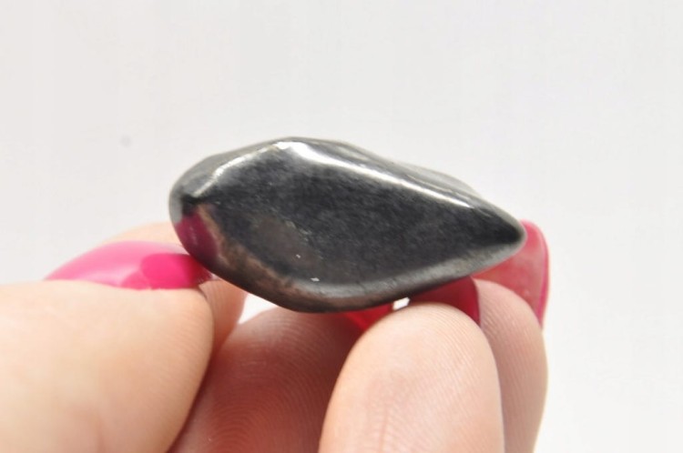 * SZUNGIT ROSJA URODZIWY MINERAŁ DLA WYJĄTKOWEJ OSOBY NR 8 *