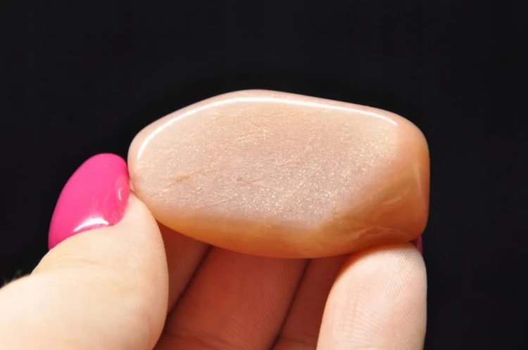* KAMIEŃ SŁONECZNY DOSKONAŁY DO KOLEKCJI MINERAŁ NATURALNY KK 1 *