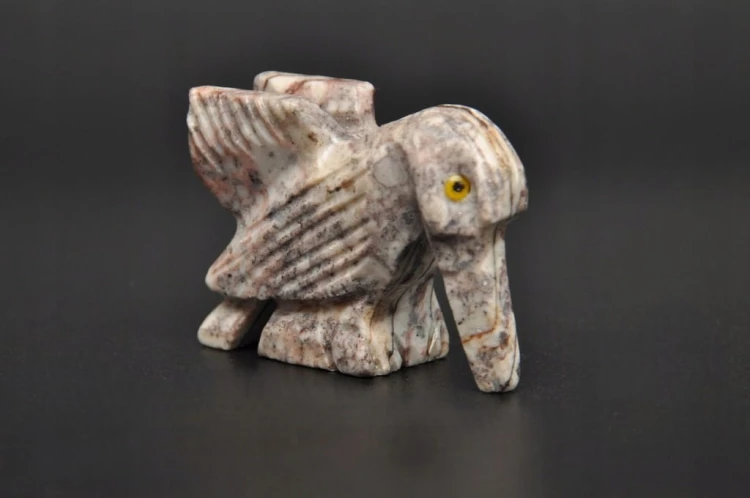 * STEATYT KAMIEŃ MYDLANY PERU FIGURKA PTAK ŚLICZNY JAKO OZDOBA NR 22 *