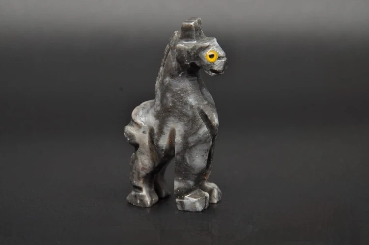 * STEATYT KAMIEŃ MYDLANY PERU FIGURKA ŻYRAFA SŁODKA POLEROWANA FIGURKA 17 *