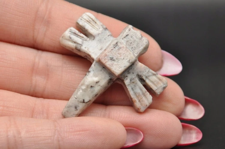 * STEATYT KAMIEŃ MYDLANY FIGURKA WAŻKA RECZNIE ROBIONA FIGURKA NR 41 *