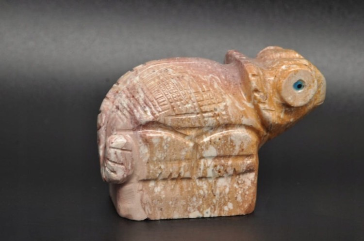 * STEATYT KAMIEŃ MYDLANY FIGURKA KAMELEON DO KOLEKCJI MINERAŁ NR 13 *