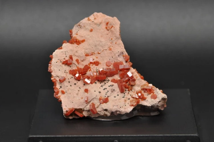 * WANADYNIT MAROKO ŚLICZNY MINERAŁ NATURALNY W PUDEŁKU NR 20 *