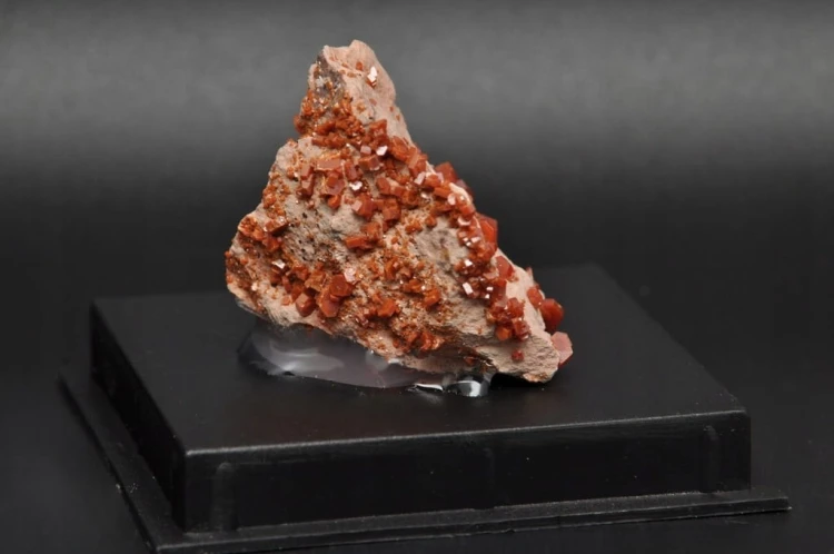 * WANADYNIT MAROKO ŚLICZNY MINERAŁ NATURALNY W PUDEŁKU NR 20 *