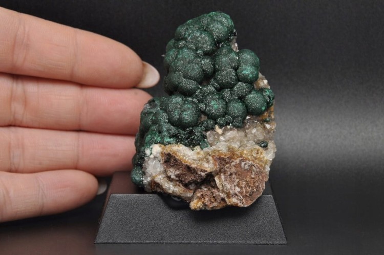 * MALACHIT BOTRYOIDALNY BĄBELKOWY KONGO PIĘKNY ZIELONY MINERAŁ NR 1 *