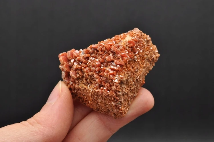 * WANADYNIT MAROKO ŚLICZNY OKAZ NATURALNY MINERAŁ NR 6 *