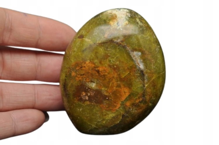 * OPAL ZIELONY MADAGASKAR ZIELONY KOLOR CIEKAWY KSZTAŁT ORAZ WZÓR NR 9 *
