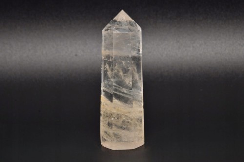 * KRYSZTAŁ GÓRSKI PRZEŹROCZYSTY MINERAŁ CZYSTY KAMIEŃ OBELISK WIEŻA NR 11 *