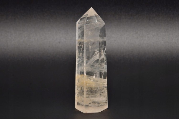 * KRYSZTAŁ GÓRSKI PRZEŹROCZYSTY MINERAŁ CZYSTY KAMIEŃ OBELISK WIEŻA NR 11 *
