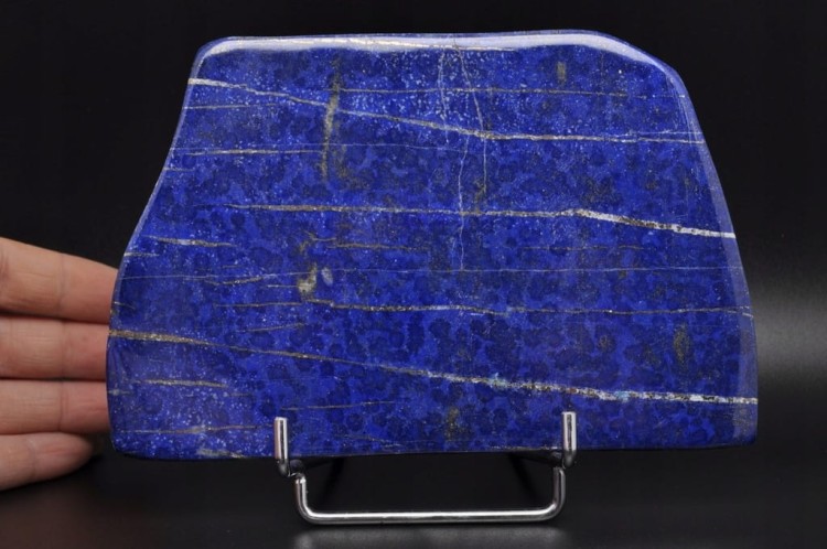 * LAPIS LAZULI ZŁOTE DROBINKI PIRYTU PRAWIE 1KG DUŻY ZJAWISKOWY MINERAŁ 1 *