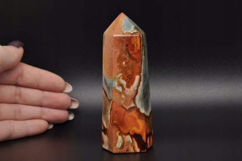* JASPIS POLICHROMOWY WIEŻA OBELISK ZJAWISKOWY MINERAŁ NATURALNY NR 6 *