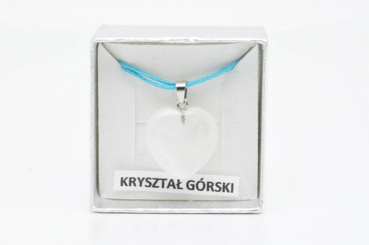 * KRYSZTAŁ GÓRSKI ŚLICZNA ZAWIESZKA SERDUSZKO Z KOLOROWYM SZNURKIEM NR 28 *