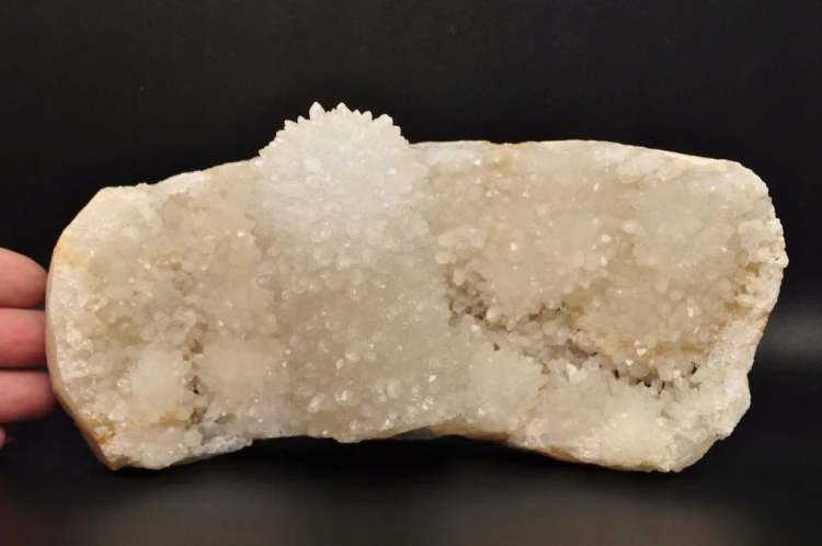 * CHALCEDON BRAZYLIA NATURALNY MINERAŁ INTERESUJĄCY KSZTAŁT DUŻY OKAZ NR 1