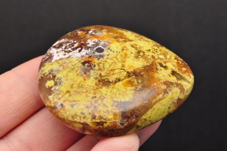 * OPAL ZIELONY PŁASKI MINERAŁ POLEROWANY SZLIFOWANY OKAZ NR 4 *