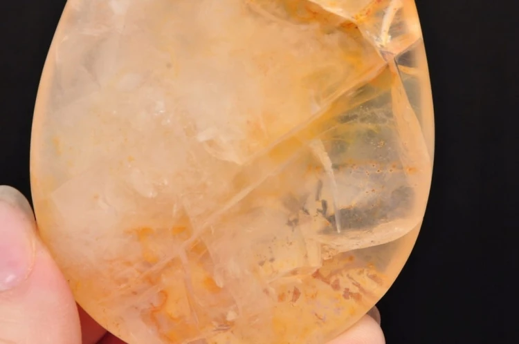 * KWARC Z LIMONITEM DOSKONAŁY DO MASAŻU DELIKATNA BARWA MINERAŁ NR 1 *