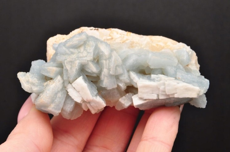 * BARYT MAROKO MINERAŁ NATURALNY ŚWIETNY POŁYSK DOBRA JAKOŚĆ NR 9 *