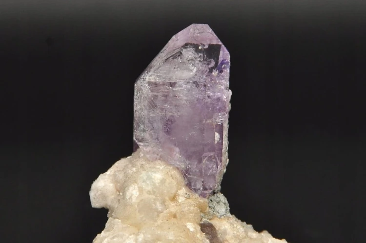 * AMETYST KRYSZTAŁ NA MATRIXIE MEKSYK PRZEPIĘKNY MINERAŁ NR 1 *