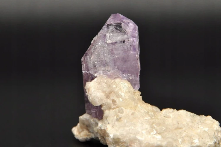 * AMETYST KRYSZTAŁ NA MATRIXIE MEKSYK PRZEPIĘKNY MINERAŁ NR 1 *