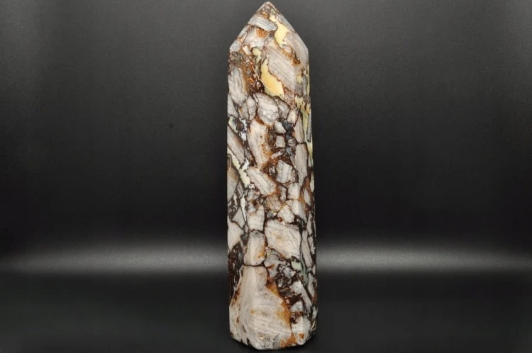 * CHALCEDON OPAL BREKCJA PIĘKNY OBELISK CIEKAWE POŁĄCZENIE MINERAŁÓW NR 1 *