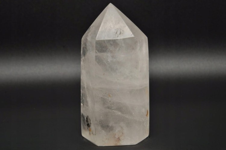 * KRYSZTAŁ GÓRSKI OBELISK WIEŻA SZLIFOWANA BEZBARWNY MINERAŁ NR 7 *