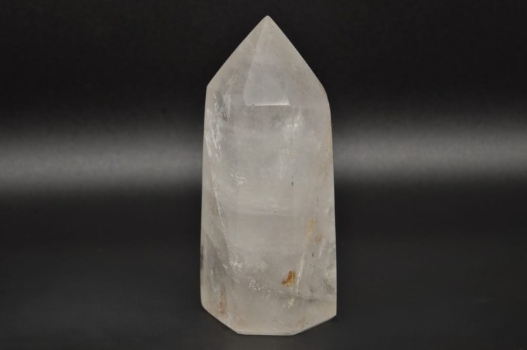 * KRYSZTAŁ GÓRSKI OBELISK WIEŻA SZLIFOWANA BEZBARWNY MINERAŁ NR 7 *
