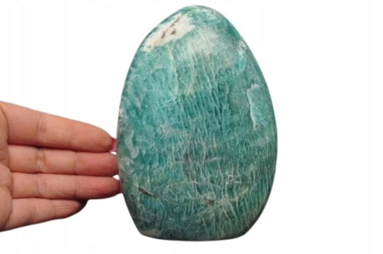 * AMAZONIT MADAGASKAR STOJĄCY MINERAŁ ŚCIĘTA PODSTAWA PIĘKNY KSZTAŁT NR 4 *