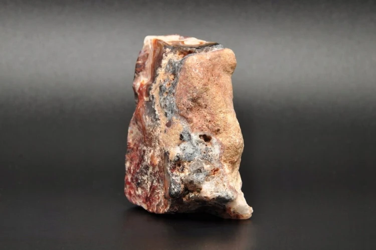 * AGAT CHINY UROKLIWY OKAZ NATURALNY MINERAŁ NR 2 *