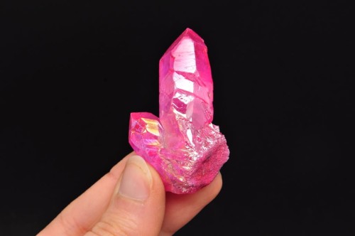 * KWARC RÓŻOWY PINK AURA KRYSZTAŁ GÓRSKI BRAZYLIA ŚLICZNY KAMIEŃ NR 10 *
