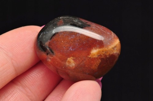 * AGAT SARDONYKS SARDONYX BRAZYLIA WIELOKOLOROWY MINERAŁ JAKO OZDOBA NR 2 *
