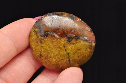 * OPAL ZIELONY MADAGASKAR DOBRA JAKOŚĆ PIĘKNY MINERAŁ DO KOLEKCJI NR 8 *
