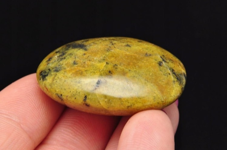 * OPAL ZIELONY MADAGASKAR ZJAWISKOWY ZIELONY MINERAŁ SUPER POLER NR 4 *