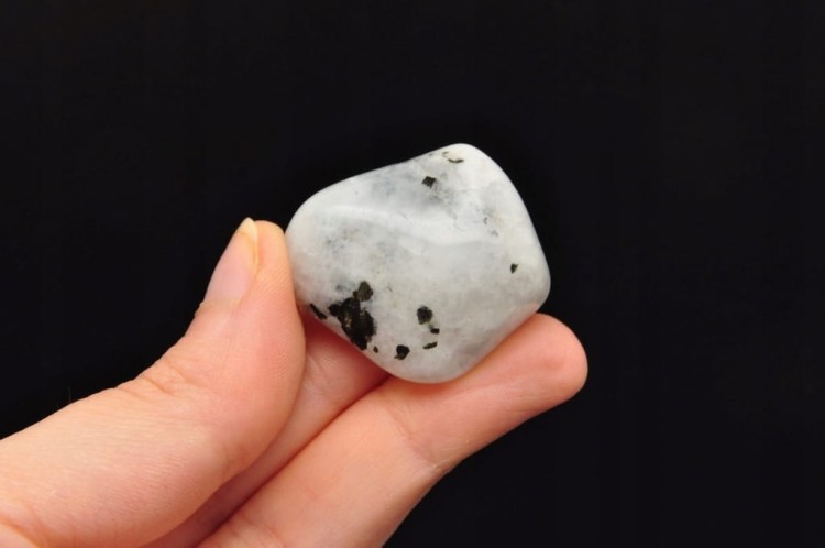 * KAMIEŃ KSIĘŻYCOWY MOONSTONE ŚLICZNY OKAZ CIEKAWY WZÓR NR 5 *