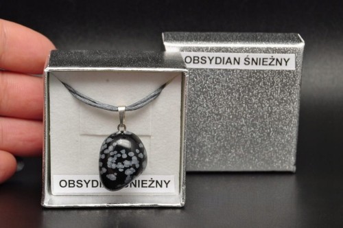 * OBSYDIAN ŚNIEŻNY ELEGANCKA ZAWIESZKA DOSKONAŁA NA OKAZJĘ NR 72 *