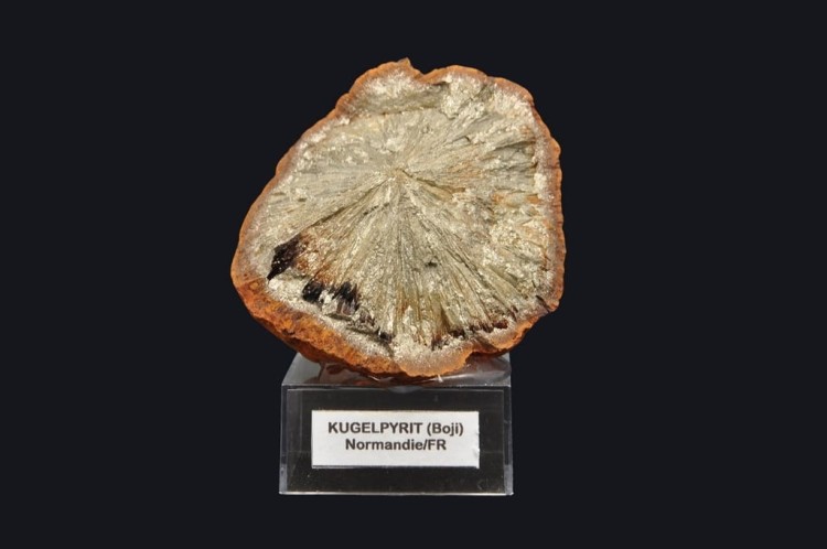 * KULA PIRYTOWA FRANCJA ZŁOTY MINERAŁ INTERESUJĄCY OKAZ NA PODSTAWCE NR 1 *