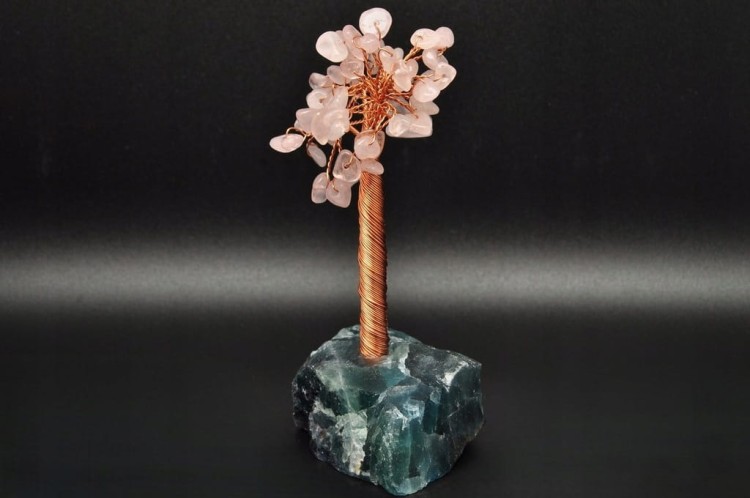 * DRZEWKO SZCZĘŚCIA CHINY FLUORYT KWARC RÓŻOWY ZJAWISKOWE MINERAŁY NR 3 *