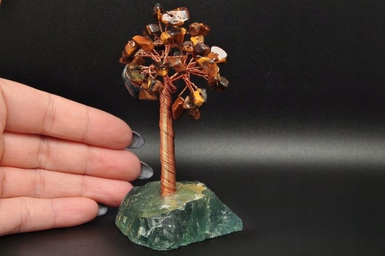 * DRZEWKO SZCZĘŚCIA CHINY FLUORYT TYGRYSIE OKO DOSKONAŁE DO DEKORACJI NR 1