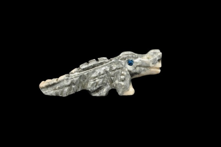 * STEATYT KAMIEŃ MYDLANY PERU UROKLIWA MAŁA FIGURKA KROKODYL NR 51 *