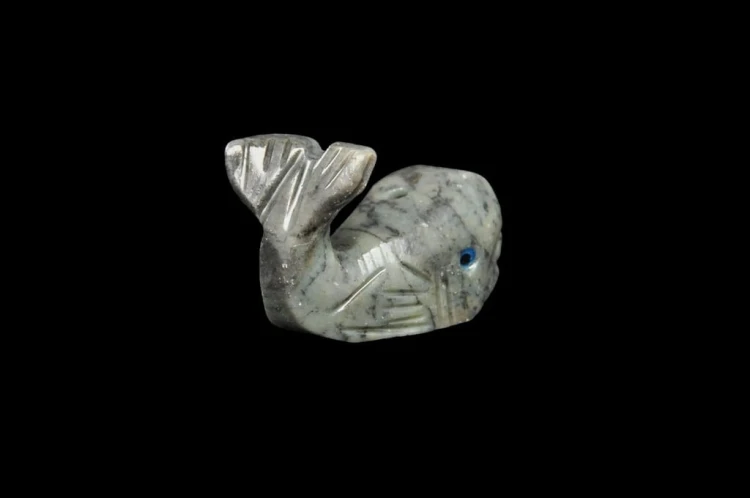 * STEATYT KAMIEŃ MYDLANY PERU MAŁA FIGURKA UROCZY WIELORYB NR 37 *