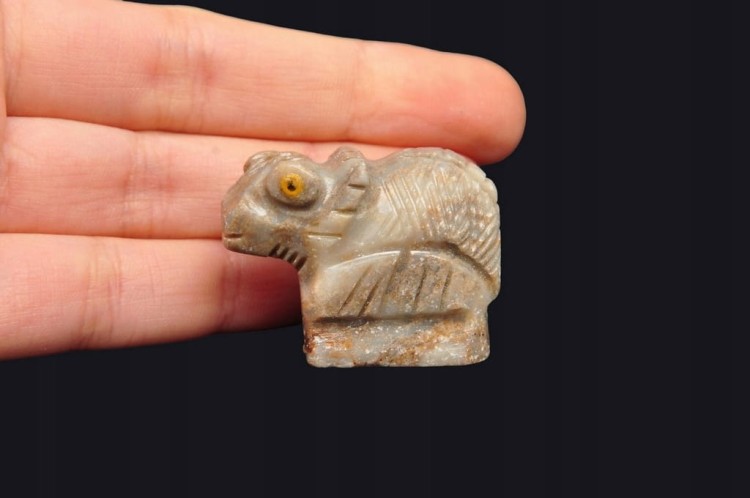 * STEATYT KAMIEŃ MYDLANY PERU FIGURKA KAMELEON INTERESUJĄCA RZEŹBA NR 21 *