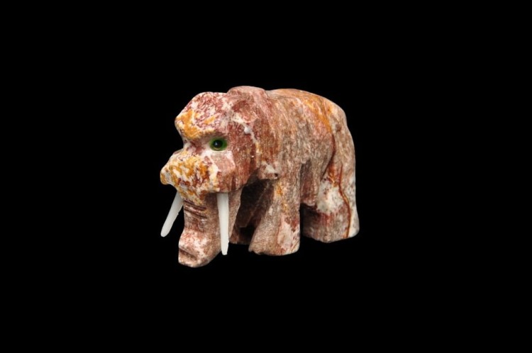 * STEATYT KAMIEŃ MYDLANY PERU FIGURKA MAMUT DOBRZE WYKONANY NR 18 *