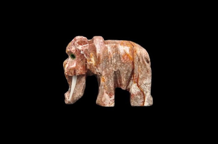 * STEATYT KAMIEŃ MYDLANY PERU FIGURKA MAMUT DOBRZE WYKONANY NR 18 *