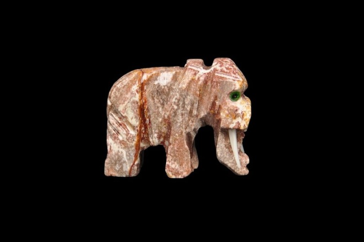 * STEATYT KAMIEŃ MYDLANY PERU FIGURKA MAMUT DOBRZE WYKONANY NR 18 *