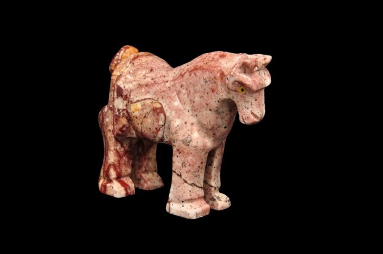 * STEATYT KAMIEŃ MYDLANY PIĘKNA FIGURKA KOŃ ŚLICZNY WZÓR NR 17 *