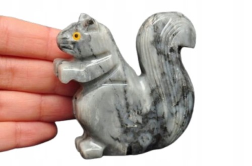 * STEATYT KAMIEŃ MYDLANY UROKLIWA FIGURKA WIEWIÓRKA PIĘKNA OZDOBA NR 21 *
