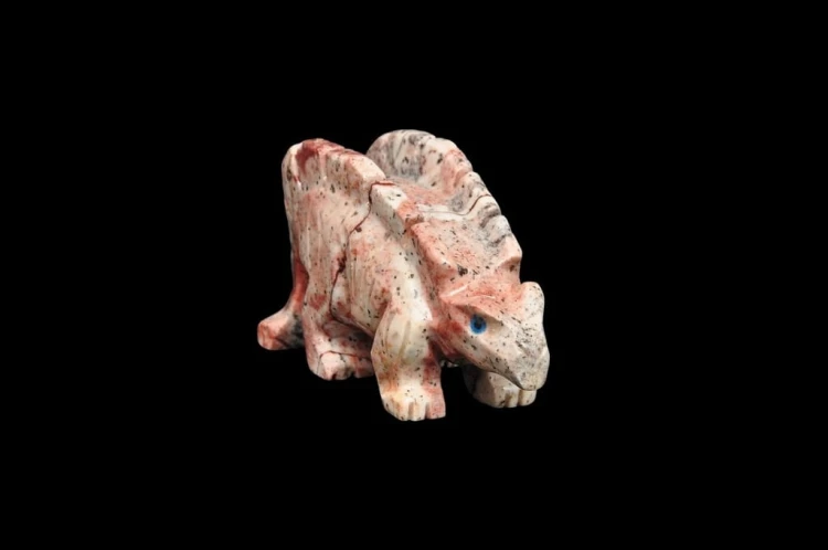 * STEATYT KAMIEŃ MYDLANY INTERESUJĄCA FIGURKA DINOZAUR NR 25 *